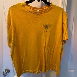 Bee kind tee